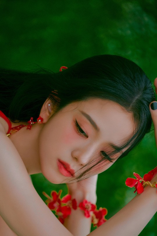 올아이즈온미 이미지