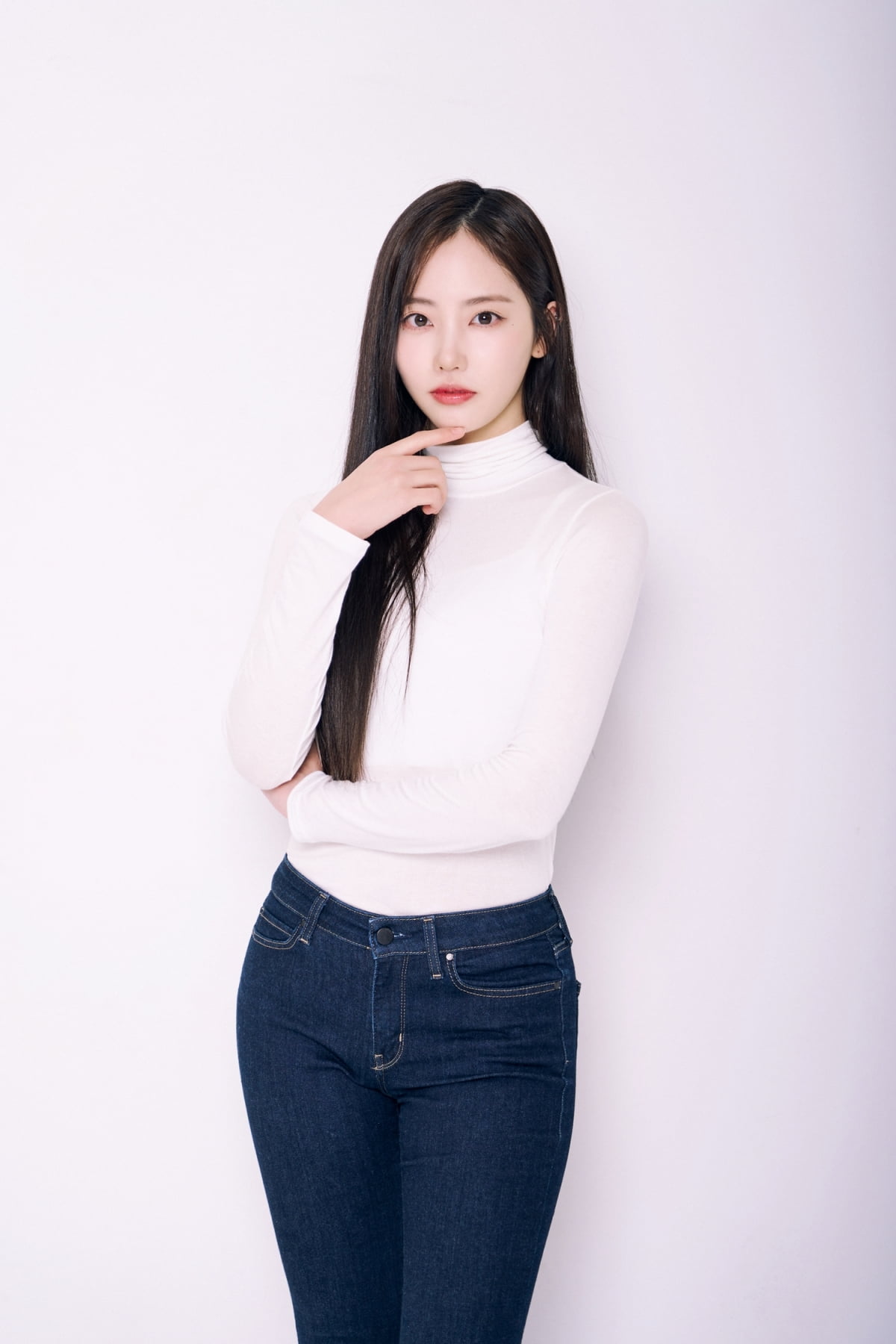알유엔터테인먼트 이미지