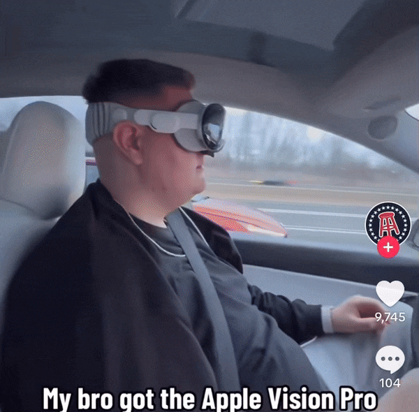애플 신제품 비전프로를 끼고 테슬라를 운전하는 남성의 모습. / 틱톡