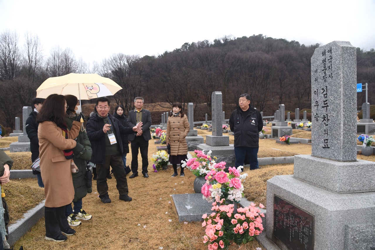 용성출판사 이미지