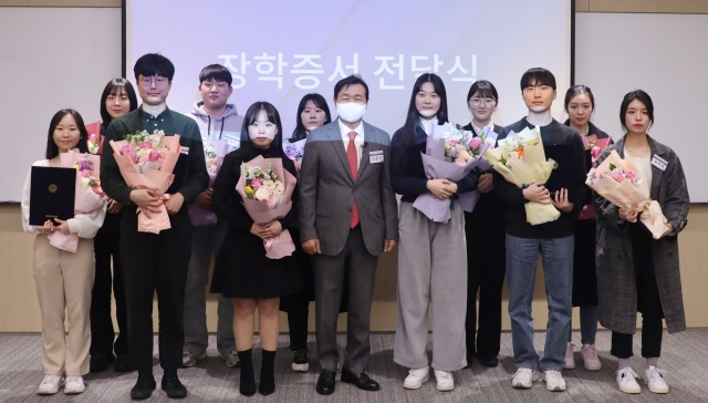 자생 이미지