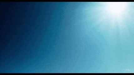 오픈AI가 공개한 '텍스트-비디오 모델 소라'의 결과물. 오픈AI제공   명령어: 빨간 모직 니트 오토바이 헬멧을 쓴 30세 우주인의 모험, 푸른 하늘, 소금 사막, 영화 같은 스타일, 35mm 필름으로 촬영한 영화 예고편, 선명한 색감.