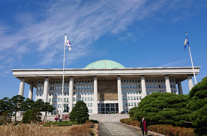 담넘어 이미지