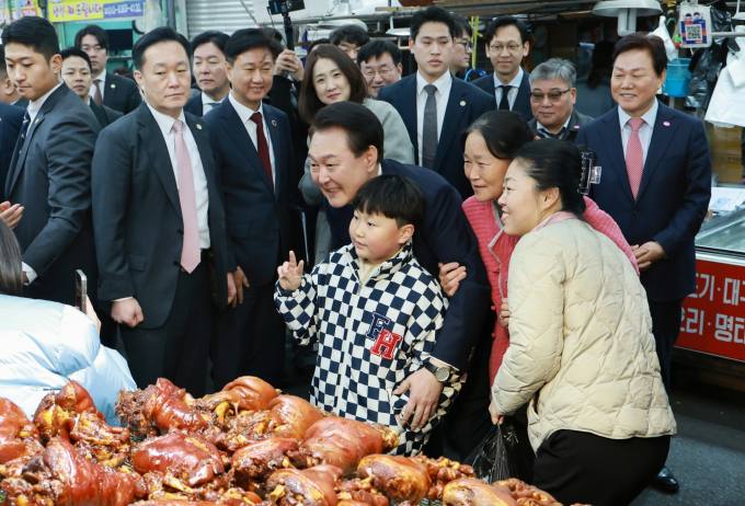 어시장 이미지