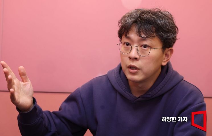로보버티컬 이미지