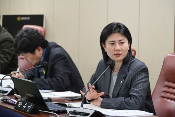 박수빈 이미지