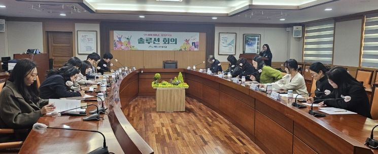 민 이미지