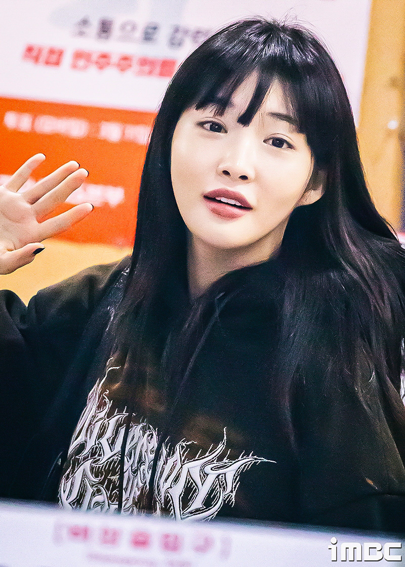 이니야 이미지