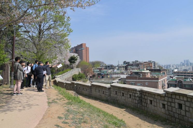 남산으로 이미지