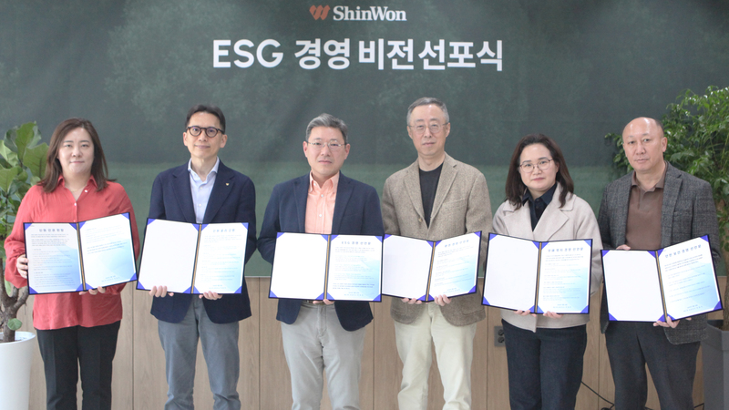 신원 이미지