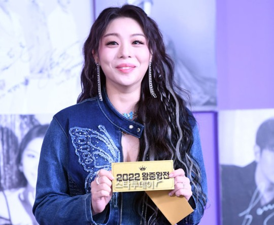 에일리, 비연예인 사업가와 열애 중 “내년 결혼 목표” [공식]