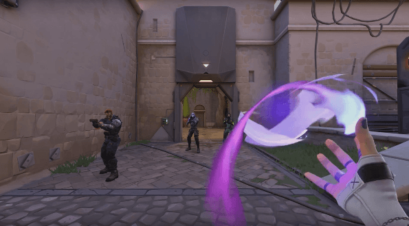 - 최대 체력을 감소시키는 범위 부패 스킬을 가졌다&nbsp;&nbsp;(출처 : valorant lab X)