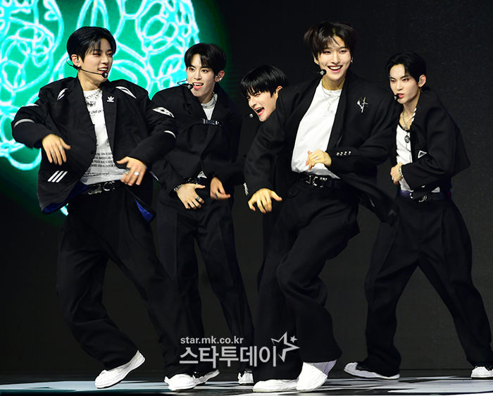 나우어데이즈 이미지