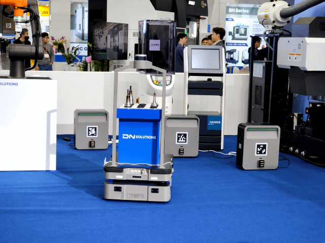 SIMTOS 2024 DN솔루션즈 AMR  /사진=박찬규 기자
