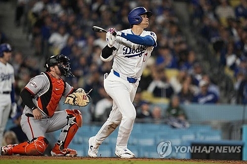 컵스그라운드 이미지