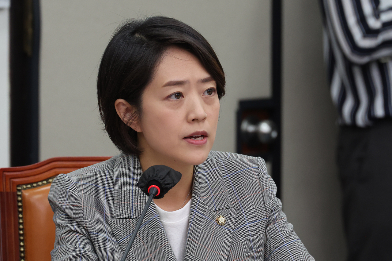차렸다 이미지