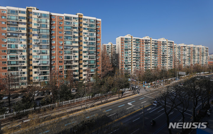 서울 강남구 압구정 현대 아파트 모습. 뉴시스 자료사진.