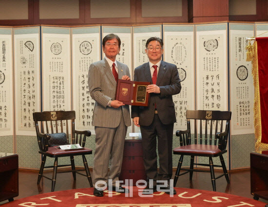 영스틸 이미지
