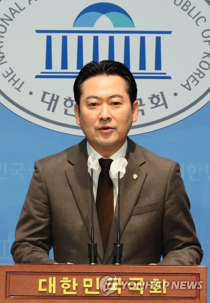 장동혁 이미지
