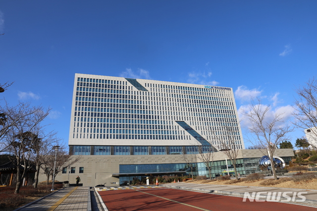공단인력공사 이미지