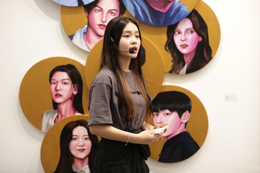 도슨트 이미지