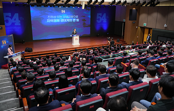 54 이미지