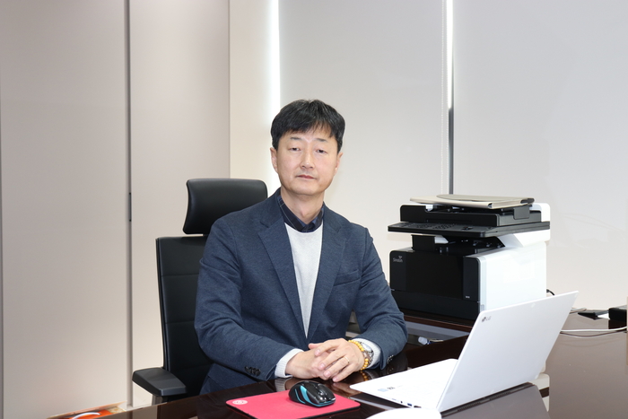 엠플러스 이미지
