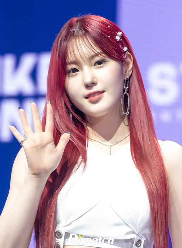 레드헤어 이미지
