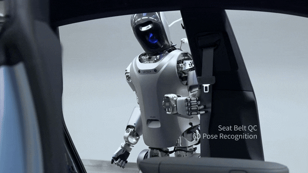 지난 2월 니오 공장에서 안전벨트를 테스트하는 유비텍의 휴머노이드 로봇 (영상=유비텍 유튜브)