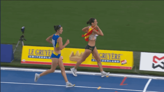 라우라 가르시아 카로(29·스페인)가 7일(현지시각) 이탈리아 로마에서 열린 2024 유럽육상선수권대회 여자 경보 20㎞ 결선에서 뒤따르던 류드밀라 올리아노브스카(31·우크라이나)에게 따라잡혀 동메달을 놓쳤다. 유럽육상선수권대회 유튜브 갈무리