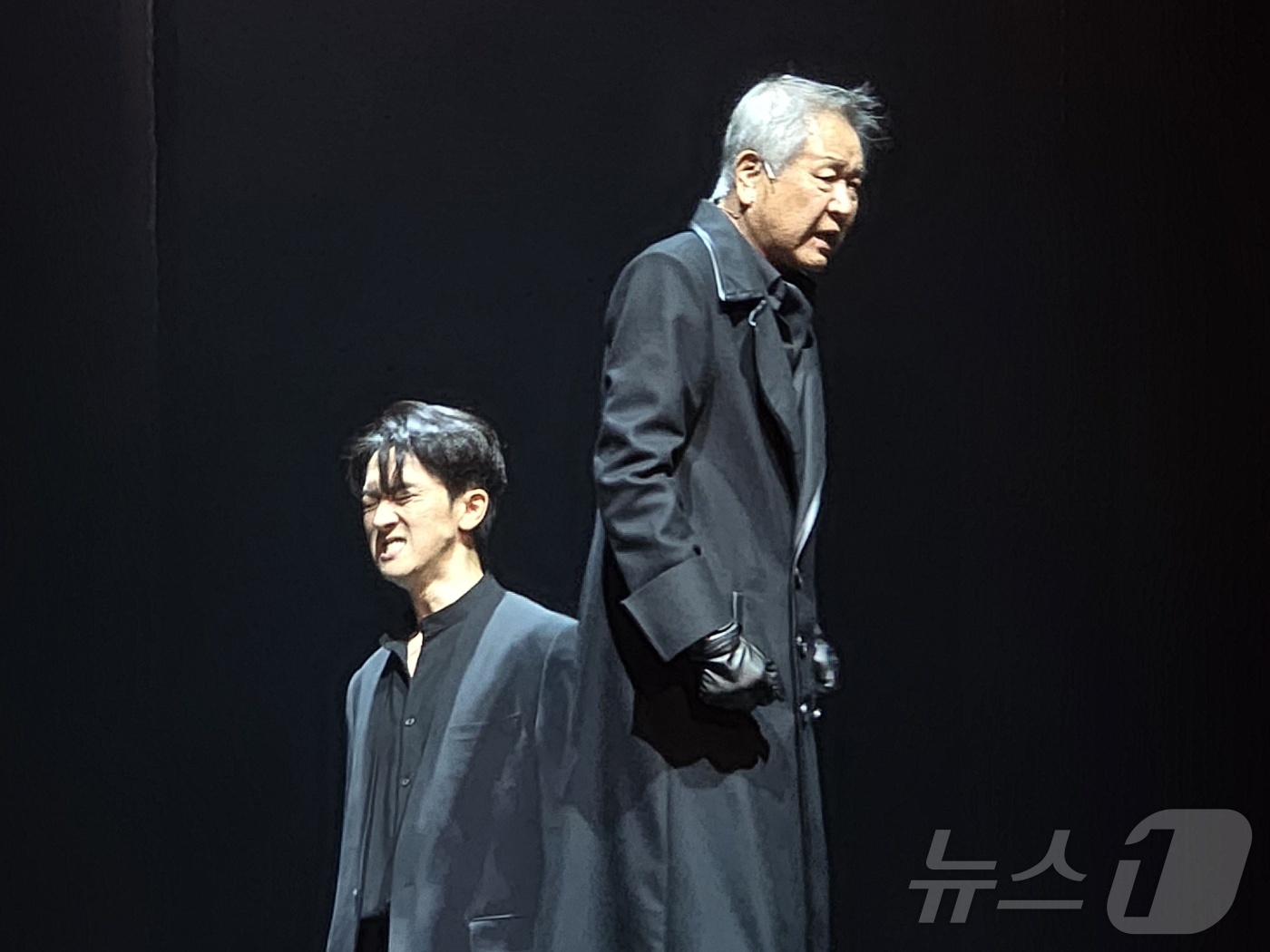 손진책 연출