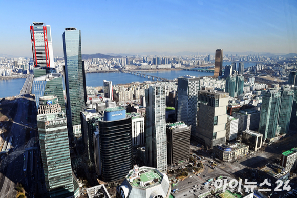 웨이브앤파트너스 이미지