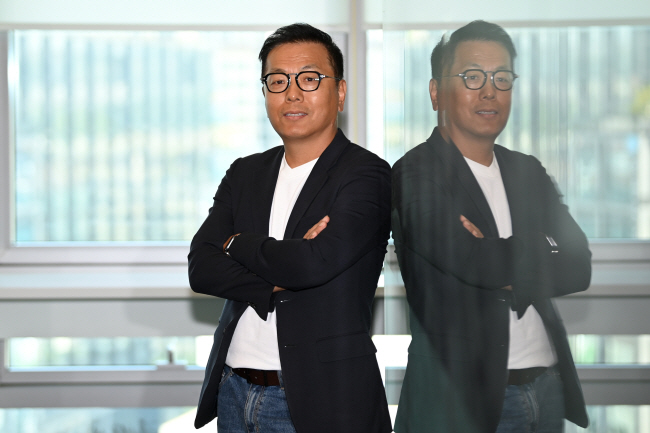 홍순완 이미지