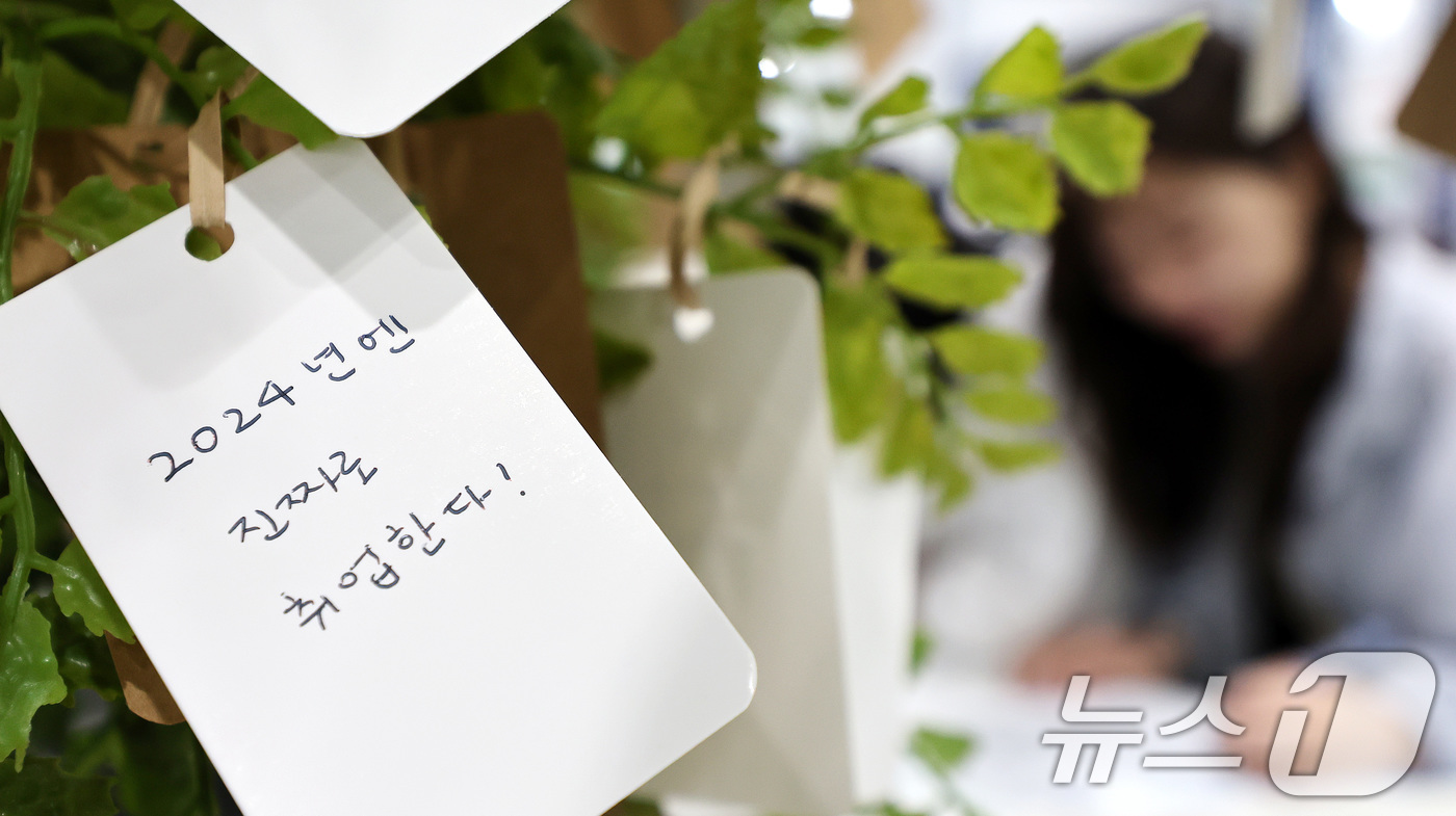 리뉴어스 주식회사 이미지