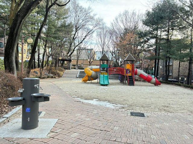 놀이터 이미지