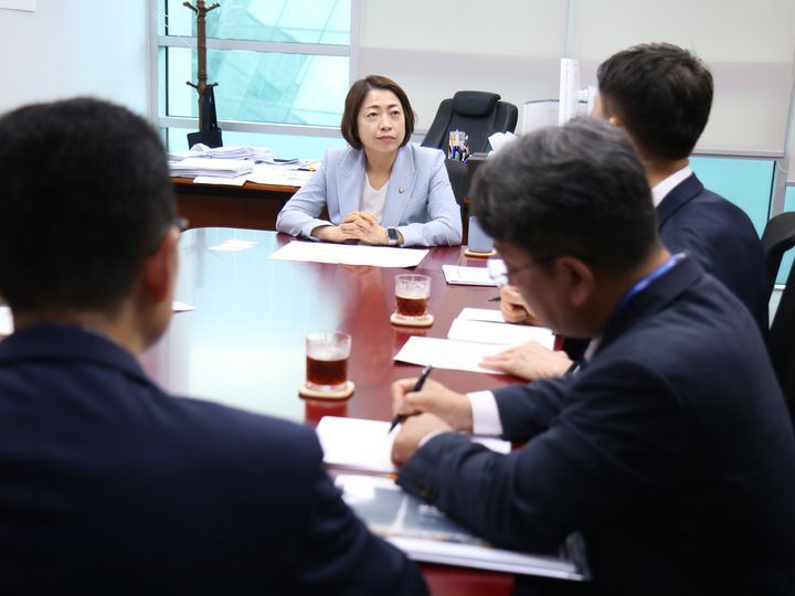 우주닭 이미지