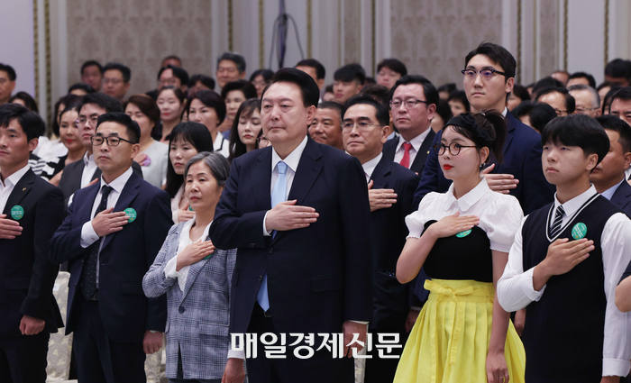 단 이미지