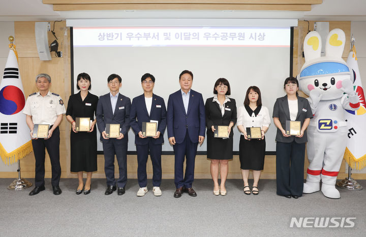 경남종합인력 이미지