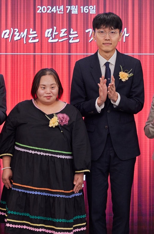 정*영 이미지