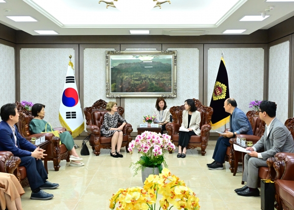 환담 이미지