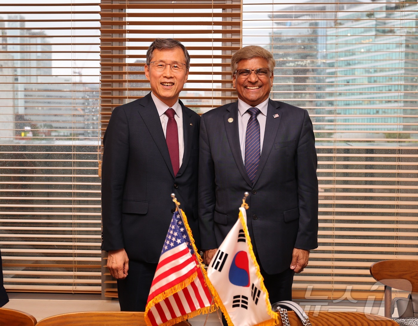 한국연구재단 이미지