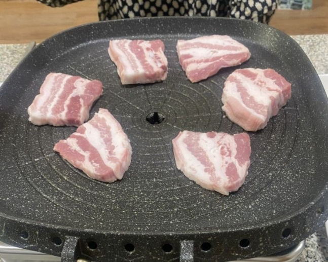 삼겹살집 이미지