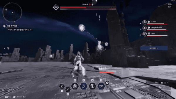 - 보라색 구체는 글러트니에게 흡수되기 전에 격추해야 한다