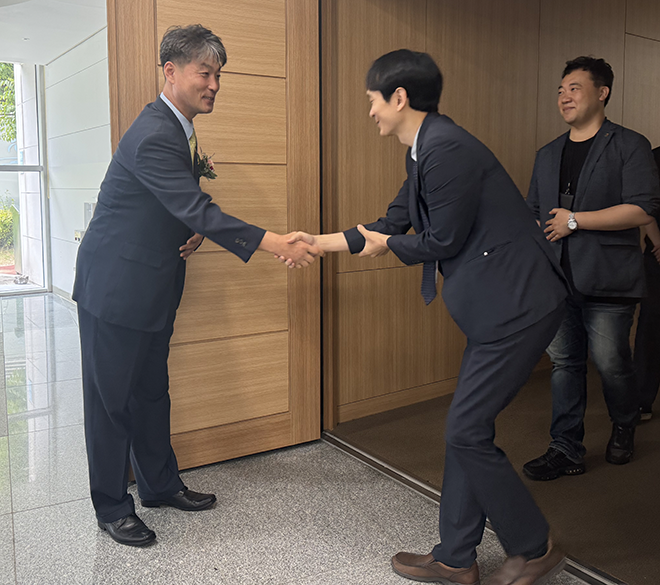 국제교육진흥협회 이미지