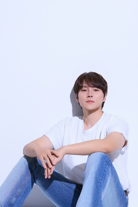 라이팅엔터테인먼트 이미지
