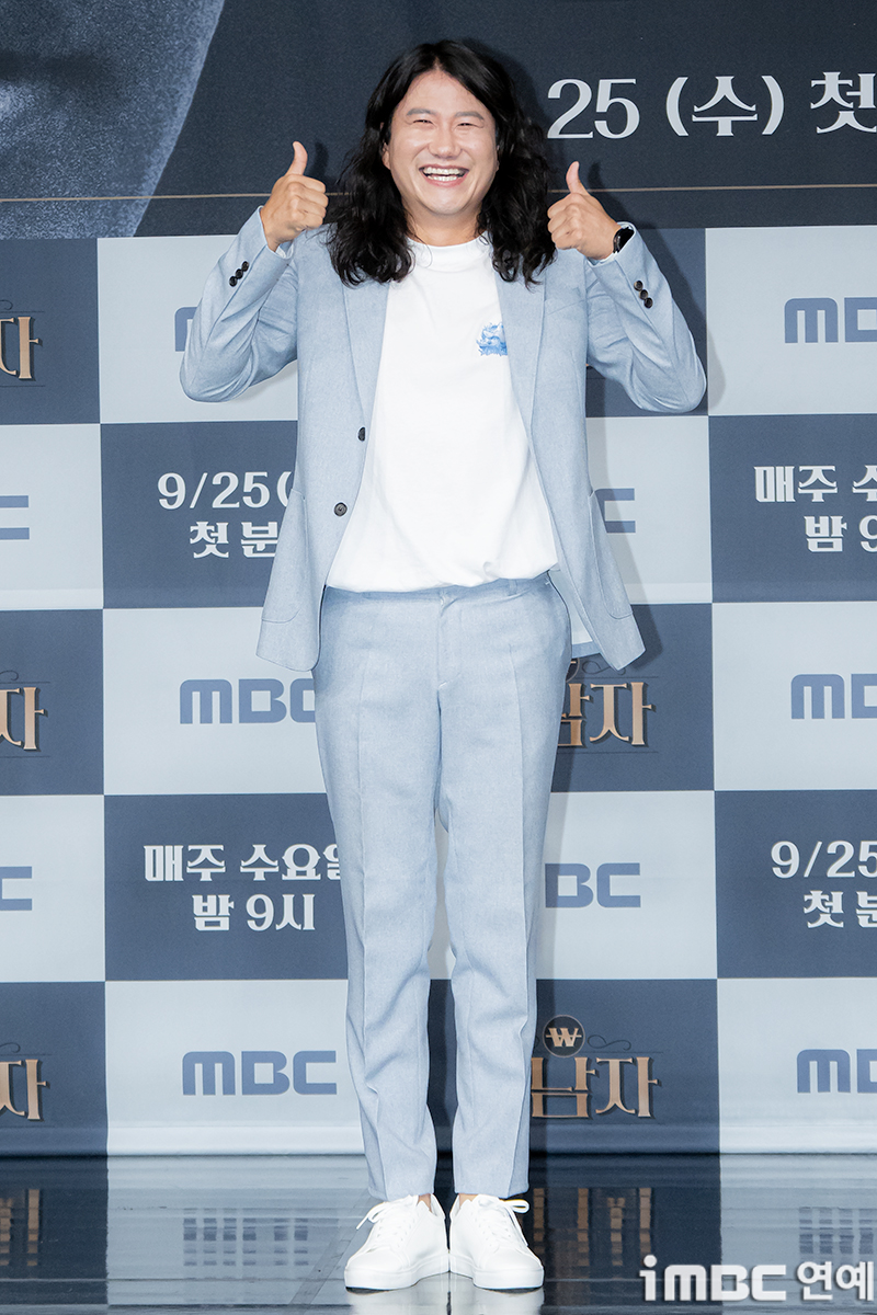 우일 이미지