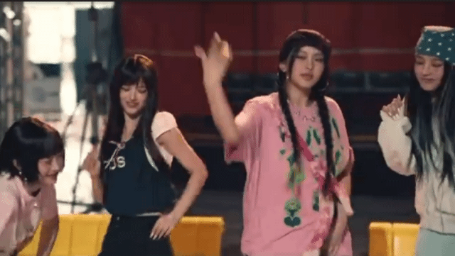 뉴진스를 앞세운 SK텔레콤 아이폰16 광고 [SK텔레콤]