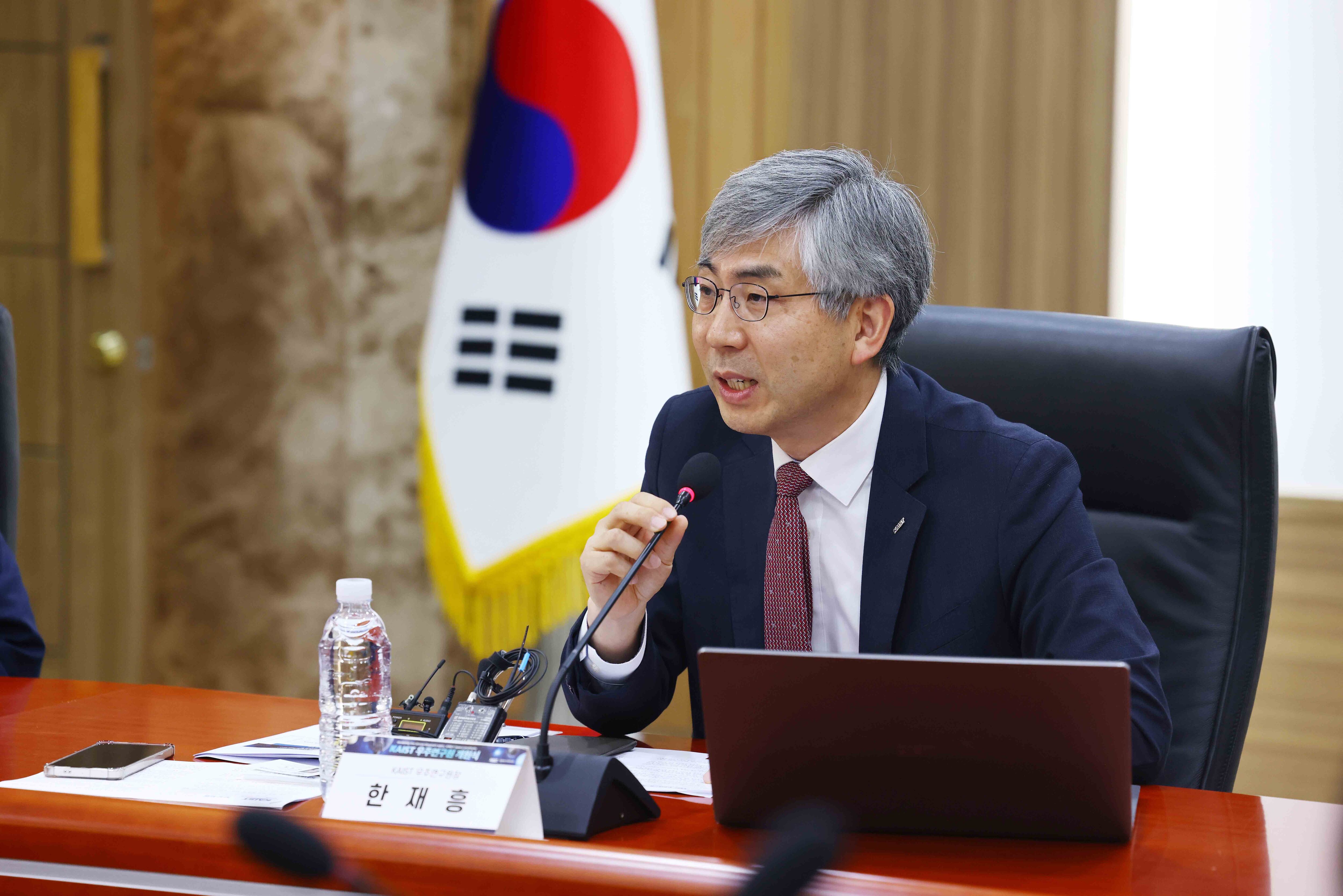 우주문 이미지