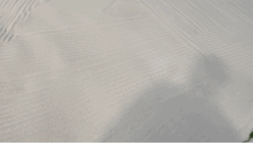 어지간한 실제 골프장보다 품질이 우수한 시티골프의 벙커 모래. 다만 벙커샷 시 홀간 안전거리 확보 문제는 고민이 필요해 보였다./영상=우경희 기자