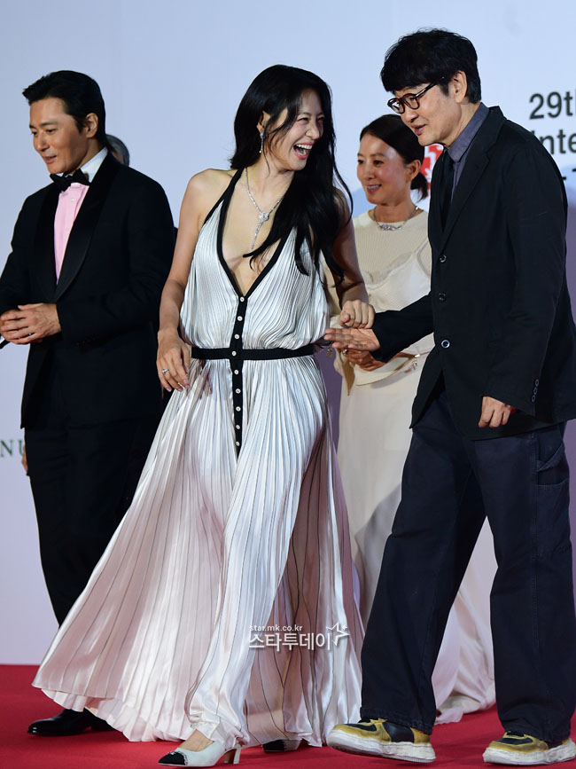 수현 이미지